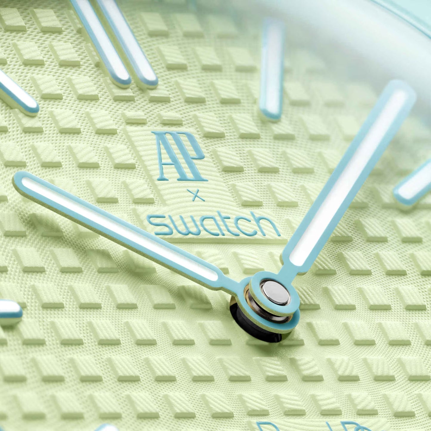 BLUE EIGHT | 1:1 Replica – Not Original